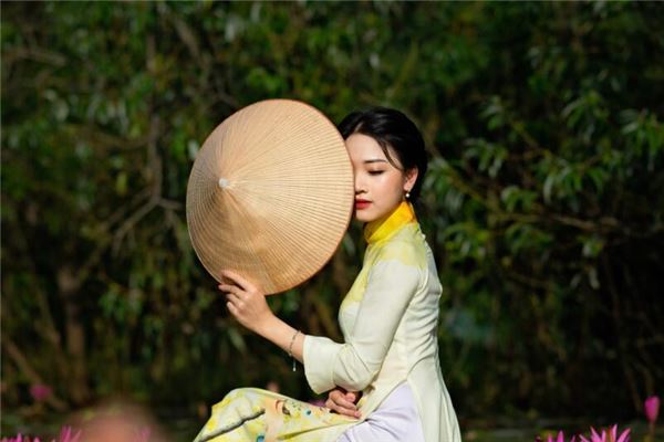 智商高的女生面相(情商高聪明的女人面相)插图