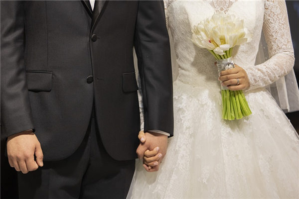 2022年7月几日结婚吉日 七月份黄历上哪几天适合结婚插图