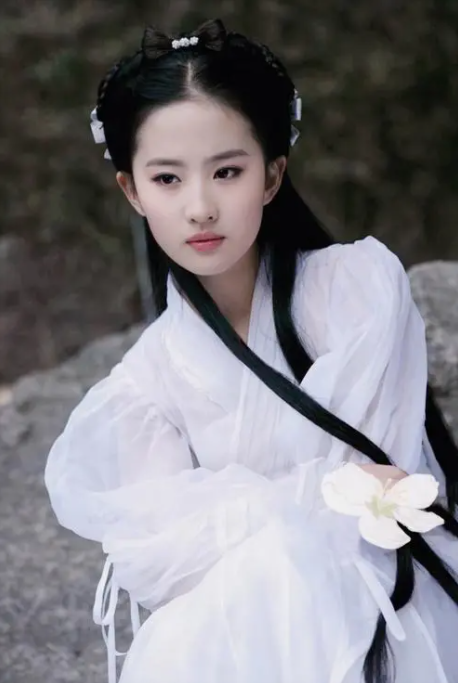 与佛有缘的女人的特征(带佛缘仙缘的人的特征)插图