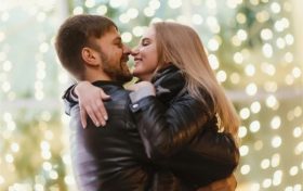 女人有什么痣会影响家庭(什么痣影响夫妻感情)缩略图 女人有什么痣会影响家庭(什么痣影响夫妻感情)缩略图