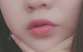 天生嘴唇厚和什么有关 嘴唇薄的人是什么样的缩略图 天生嘴唇厚和什么有关 嘴唇薄的人是什么样的缩略图