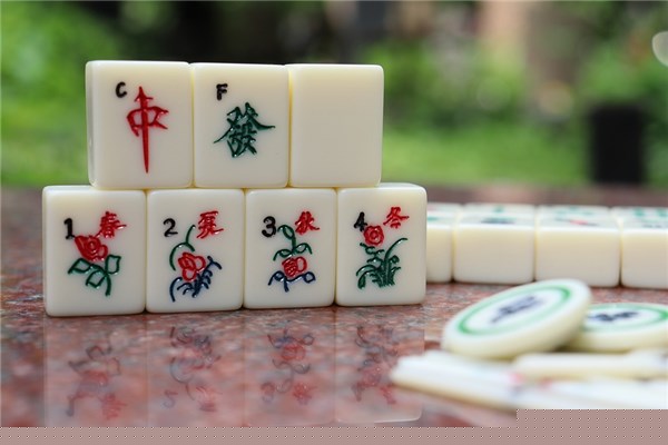 2022年10月14日打麻将最佳财神位 2022年10月每日打麻将最佳方位表插图