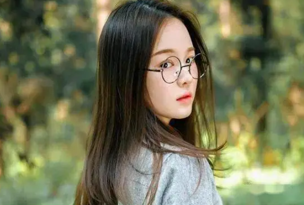 白羊座女生真的很傻吗(白羊座女生是真的傻)插图