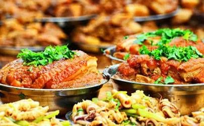 2023年属鸡大利月和小利月 属鸡人最幸运的月份插图