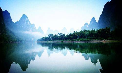 舌头看面相 厚舌头朴实且多富贵插图