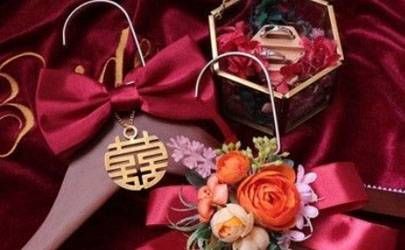 夫妻宫有天钺丈夫出轨吗 天魁与红喜天姚咸池沐浴同宫插图