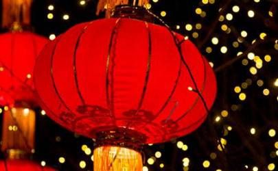 锁骨上的痣是吉是凶？锁骨有痣的人会漏财吗？插图
