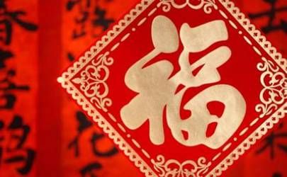 鼻梁中间长痣是不是苦命？山根痣去掉可以转运吗？插图