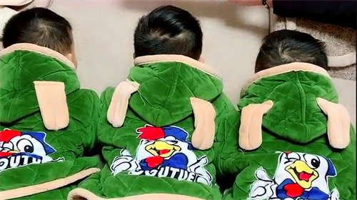 梦见自己怀了三胞胎是什么意思插图
