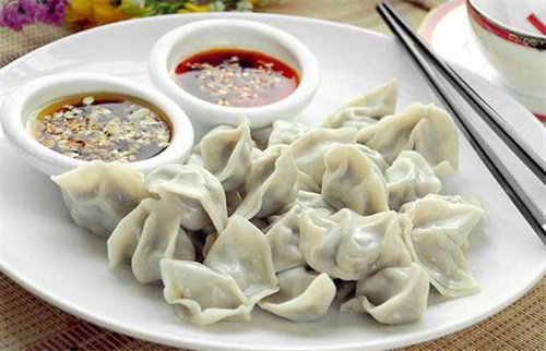 立冬吃饺子还是冬至吃 立冬和冬至哪个表示冬天到了插图