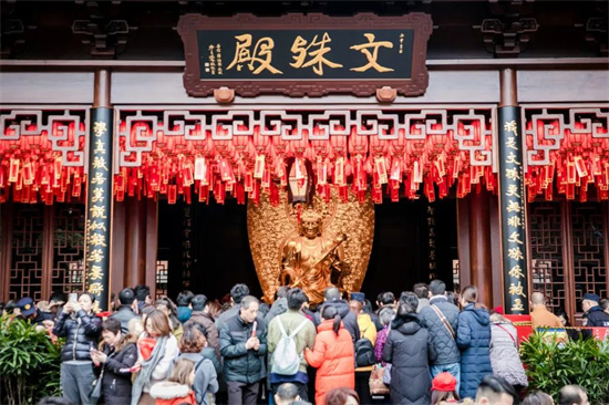 祈福是上午还是下午好 祈福一天的最佳时间是几点插图