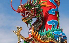 属龙的相伴到老的生肖是谁,属马人缩略图 属龙的相伴到老的生肖是谁,属马人