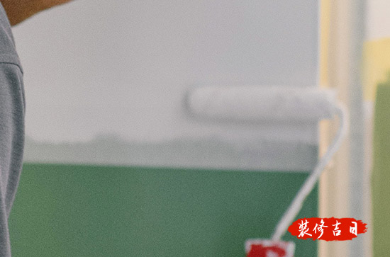 装修厨房吉日查询正月初六是装修厨房吉日吗2025_农历正月装修厨房最好的吉日插图1